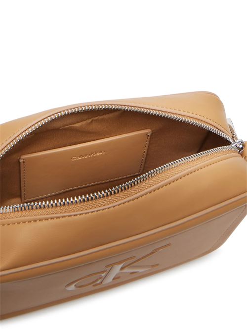 raised ck camera bag CALVIN KLEIN | LV04F3220GRAJ
